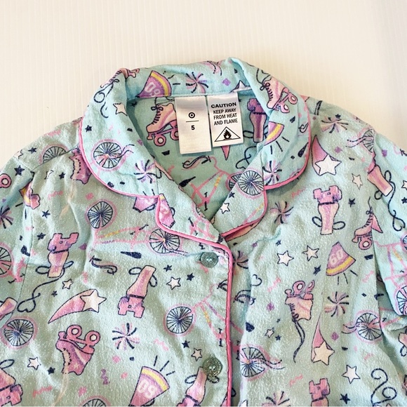 COPY - Girls size 5 pyjama bundle - Picture 9 of 11